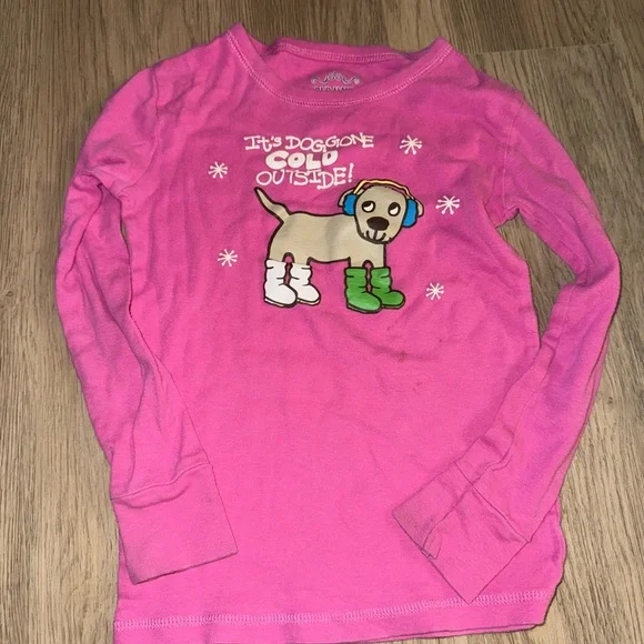 ⭐ Old Navy Pink Long Sleeve Tee with Winter Dog Graphic⭐ - Picture 1 of 2